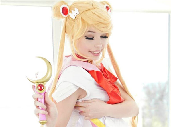 Belle Delphine是谁 卖洗澡水是怎么回事(图3)
