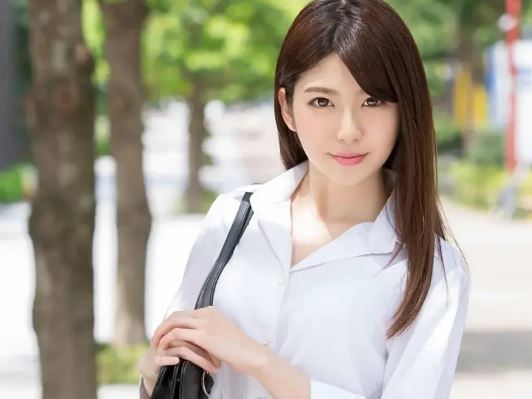 有坂深雪(Arisaka Miyuki)条件不错 有点可惜了(图1)