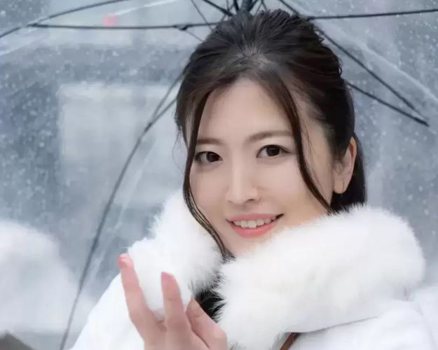 木下凛凛子(木下凛々子)这种气质很多人喜欢(图1)