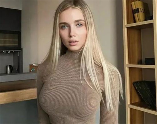 Polina Malinovskaya是谁 Polina Malinovskaya个人资料(图1)
