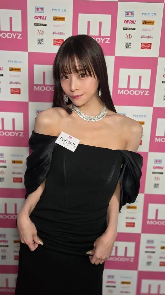 八木奈奈:凭甜妹人设出圈,治愈系笑颜太有杀伤力(图3) 八木奈奈:凭甜妹人设出圈,治愈系笑颜太有杀伤力(图3)